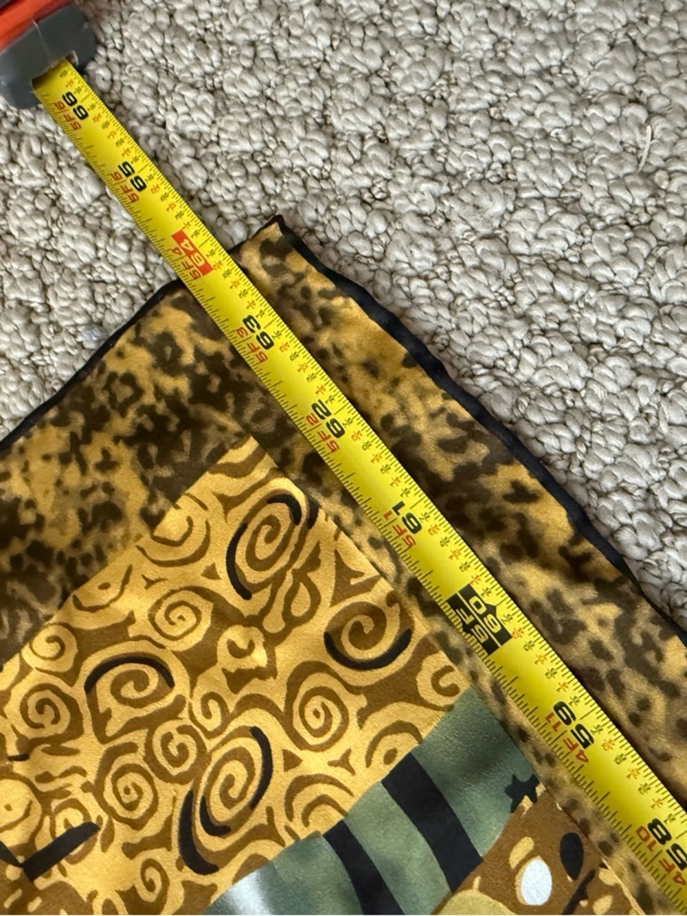 Vintage Klimt Silk Scarf Portrait Adele Bloch Bauer Gold Art Deco 100% Silk - Picture 7 of 10